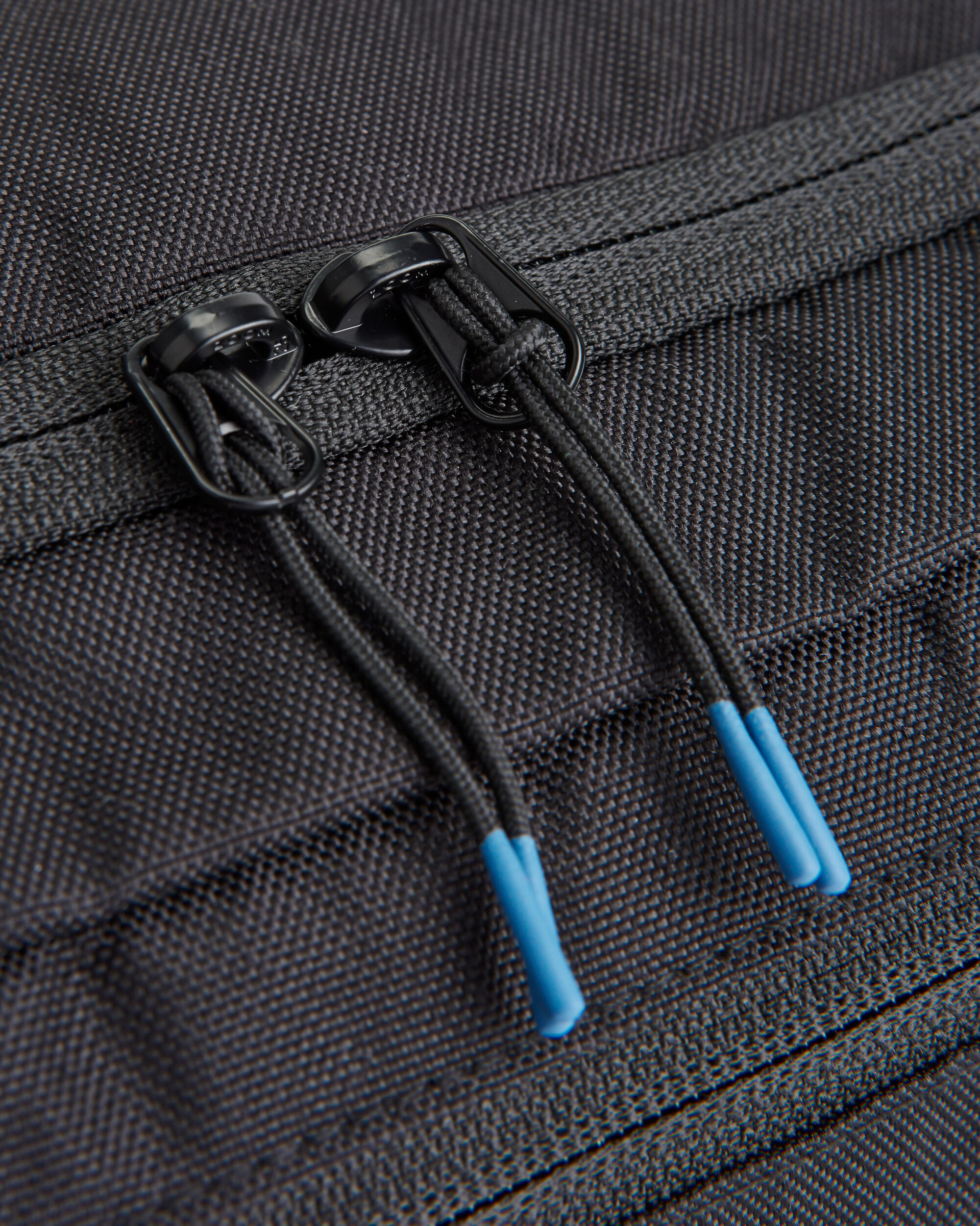PASSENGER - BOONDOCKER Recycelte Hüfttasche - black