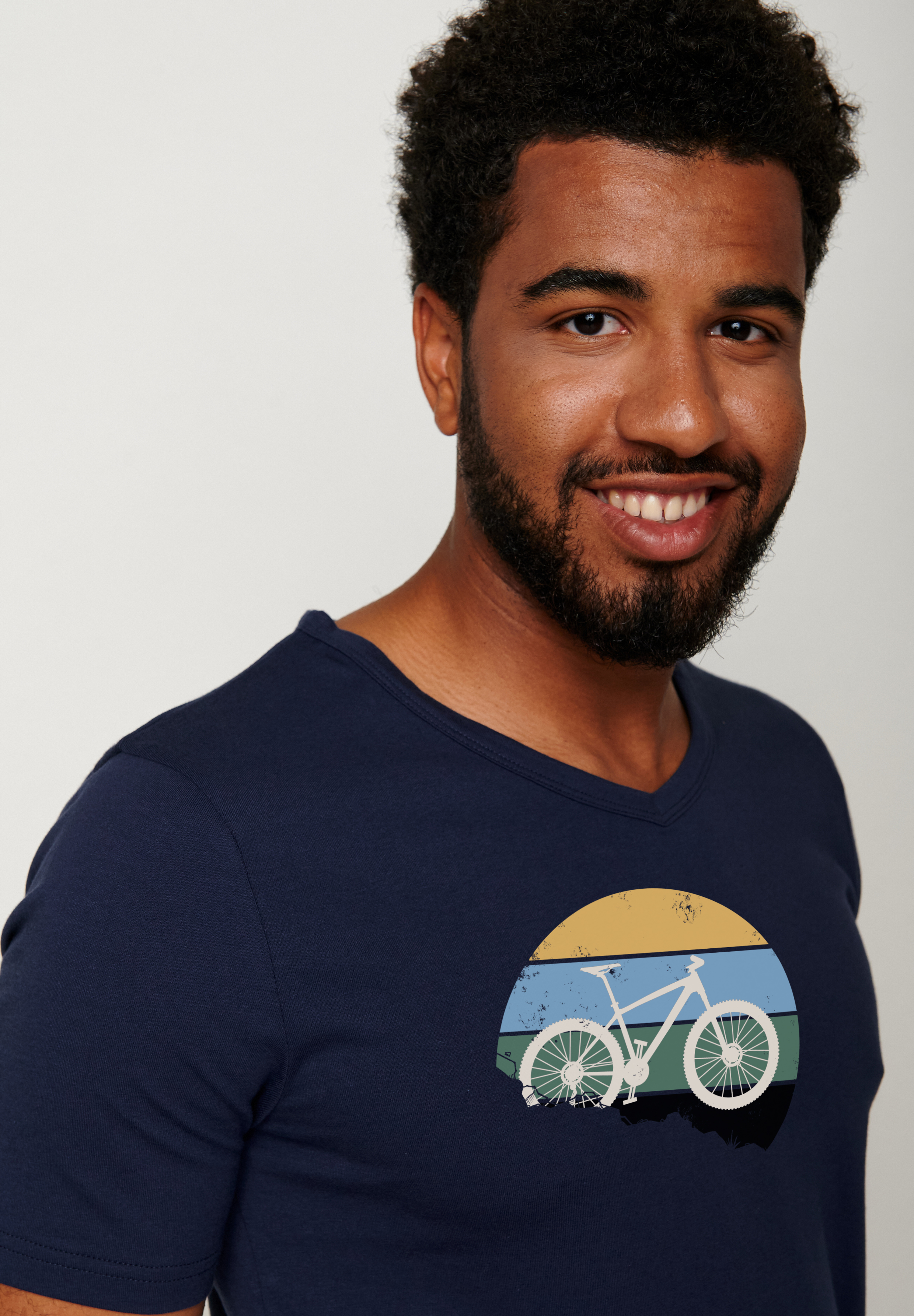GREENBOMB - BIKE DOWNHILL Peak T-Shirt navy