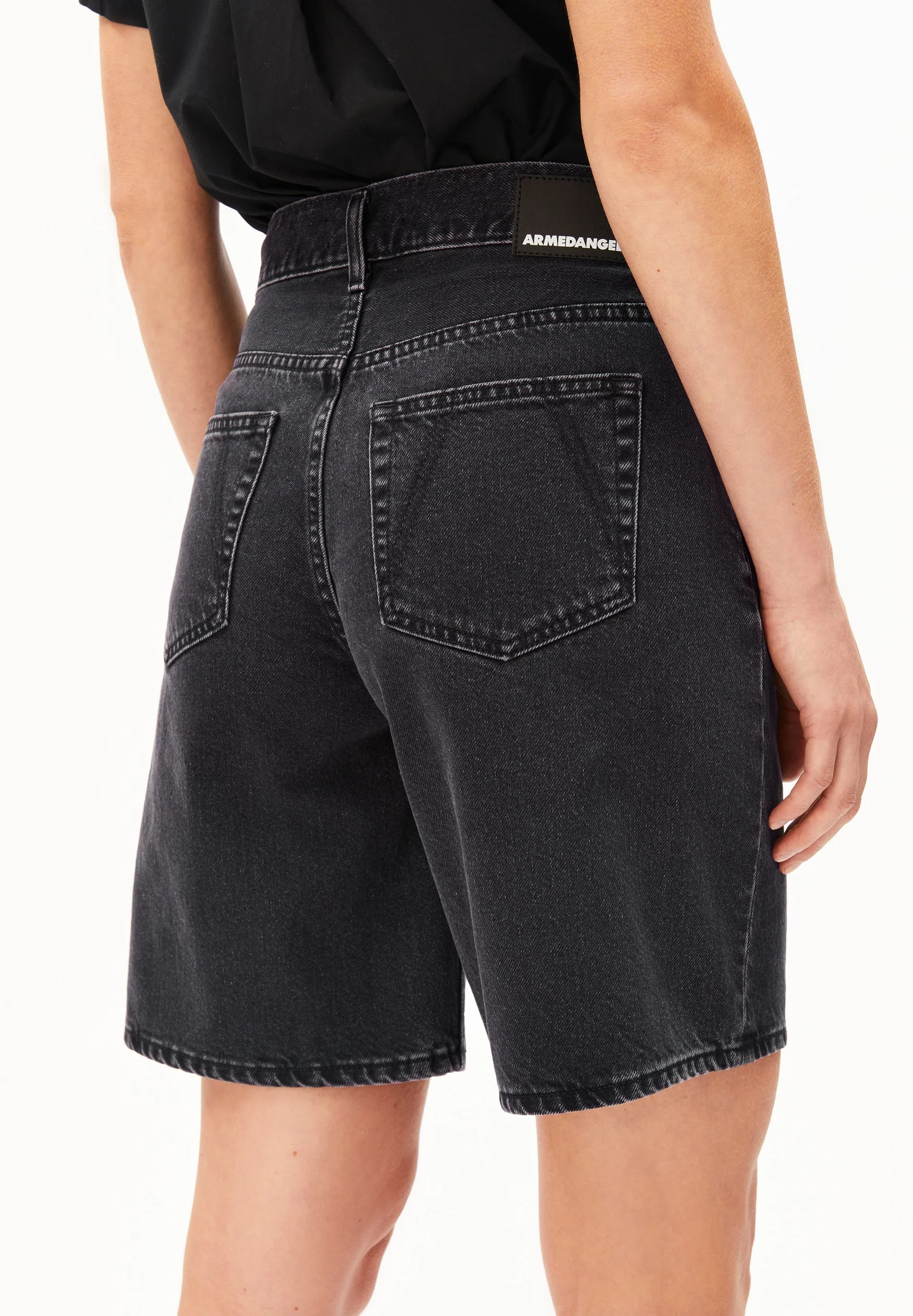 ARMEDANGELS - THALINAA  DENIM SHORT Short ebony black