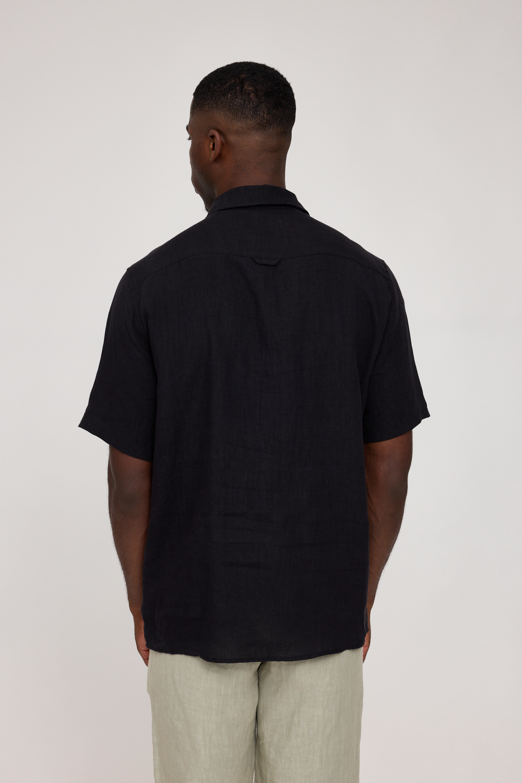 MAZINE - SHORTSLEEVE LINEN SHIRT MZSH22 Hemd black