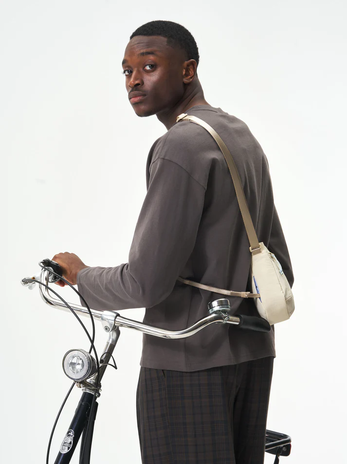 RIDE POUCH - Tasche off white