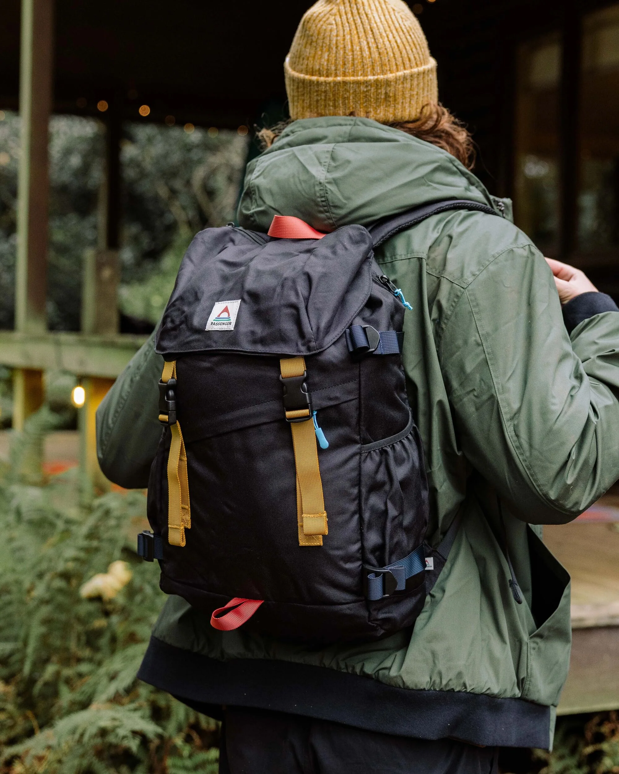 PASSENGER - BOONDOCKER Recycelter 26L Rucksack - black
