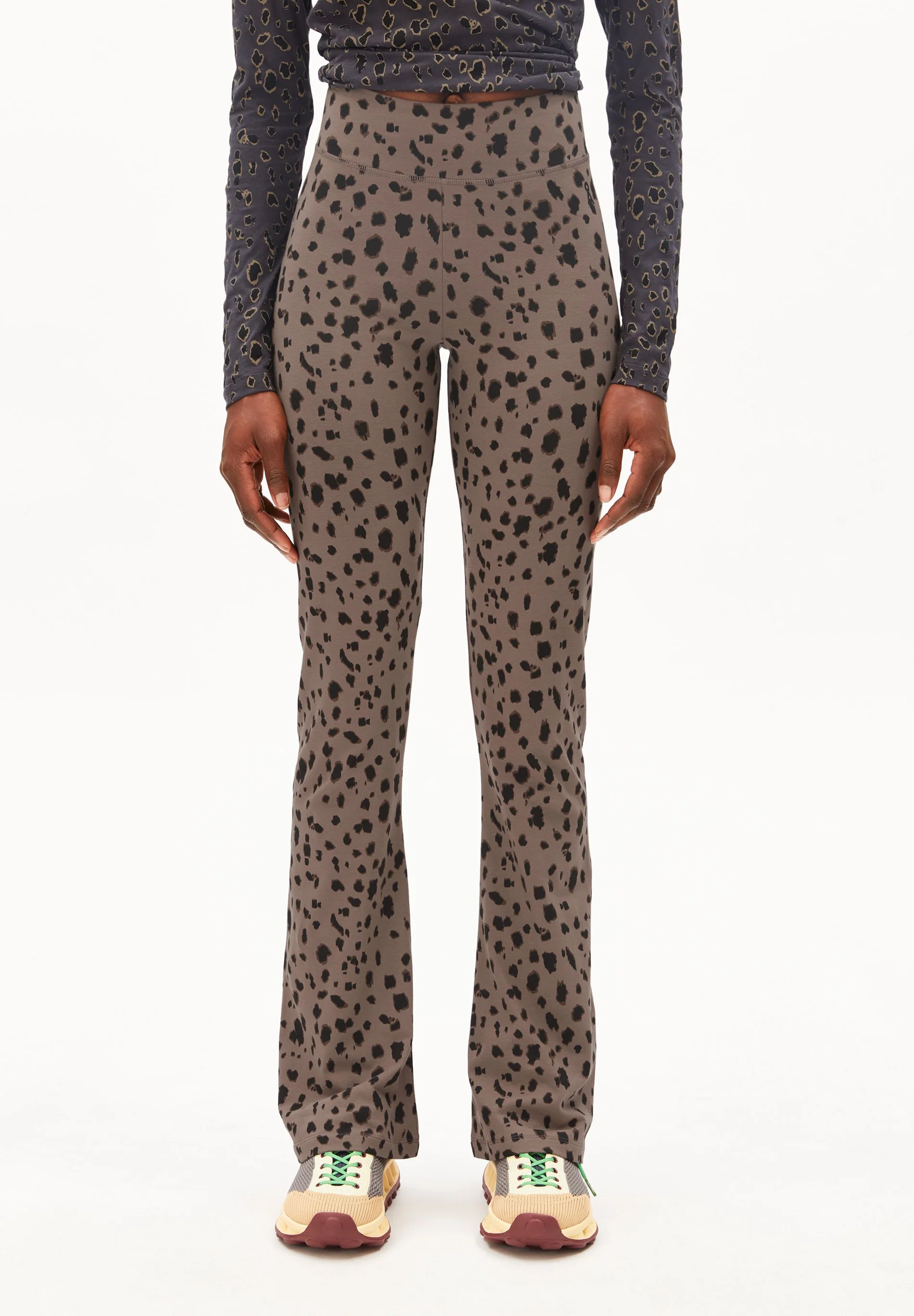 ARMEDANGELS - LEO THEMAA Leggings walnut cream