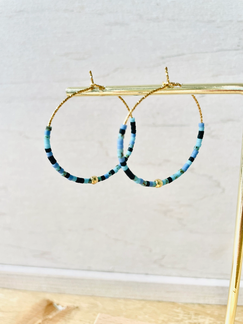 ATELLINE - CREOLE Ohrhänger - gold/ hellblau/ blau/ schwarz
