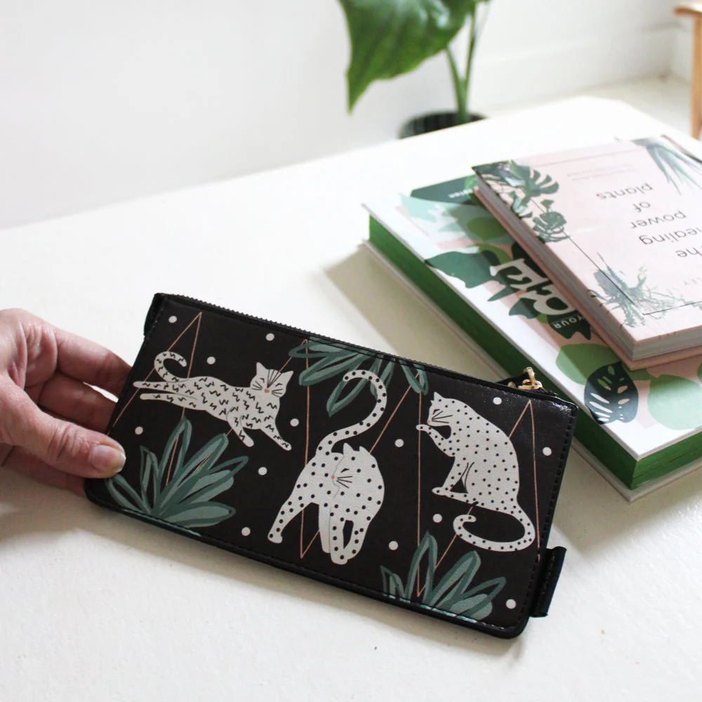 HOUSE OF DISASTER  - FELINE WRIST WALLET Portemonnaie - multi