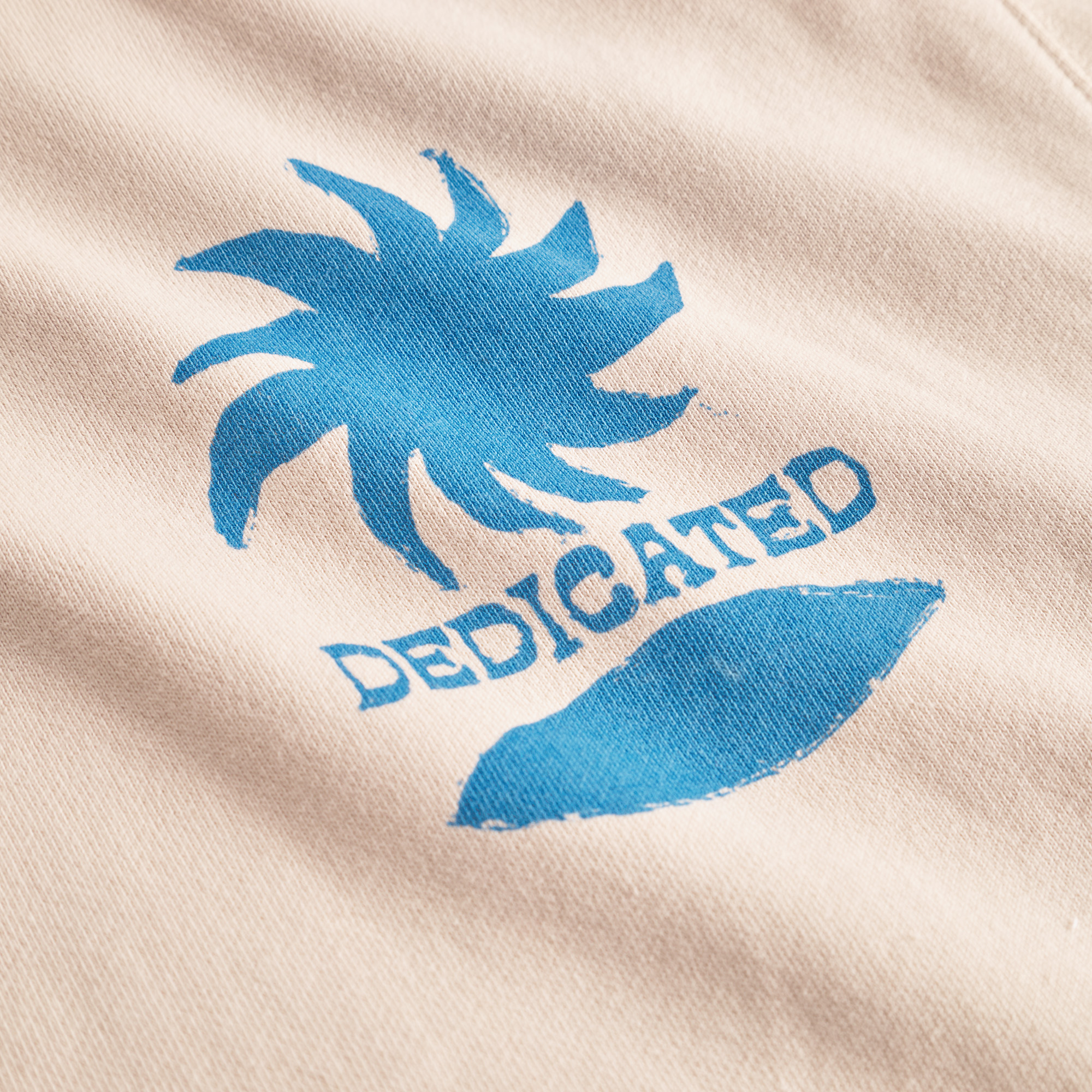 DEDICATED - BEACH COLLAGE HOODIE FALUN Kapuzenpullover - oat white