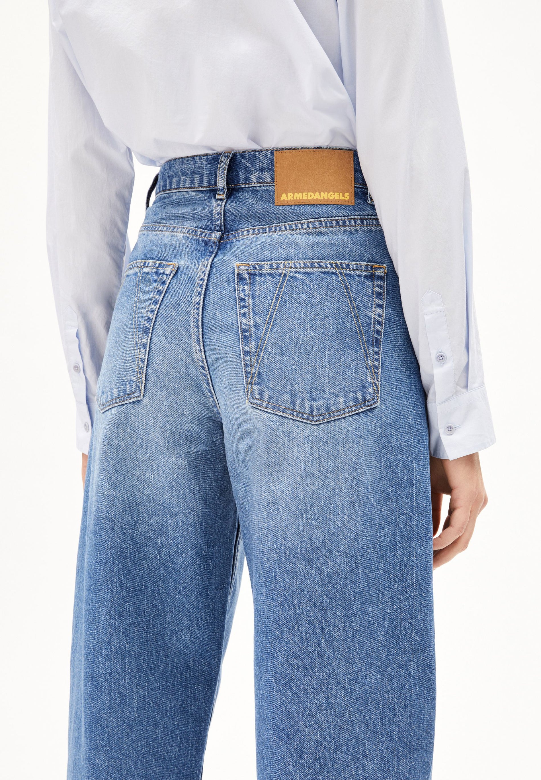 ARMEDANGELS - BAARLY HIGH WAIST Barrel Jeans crunchy