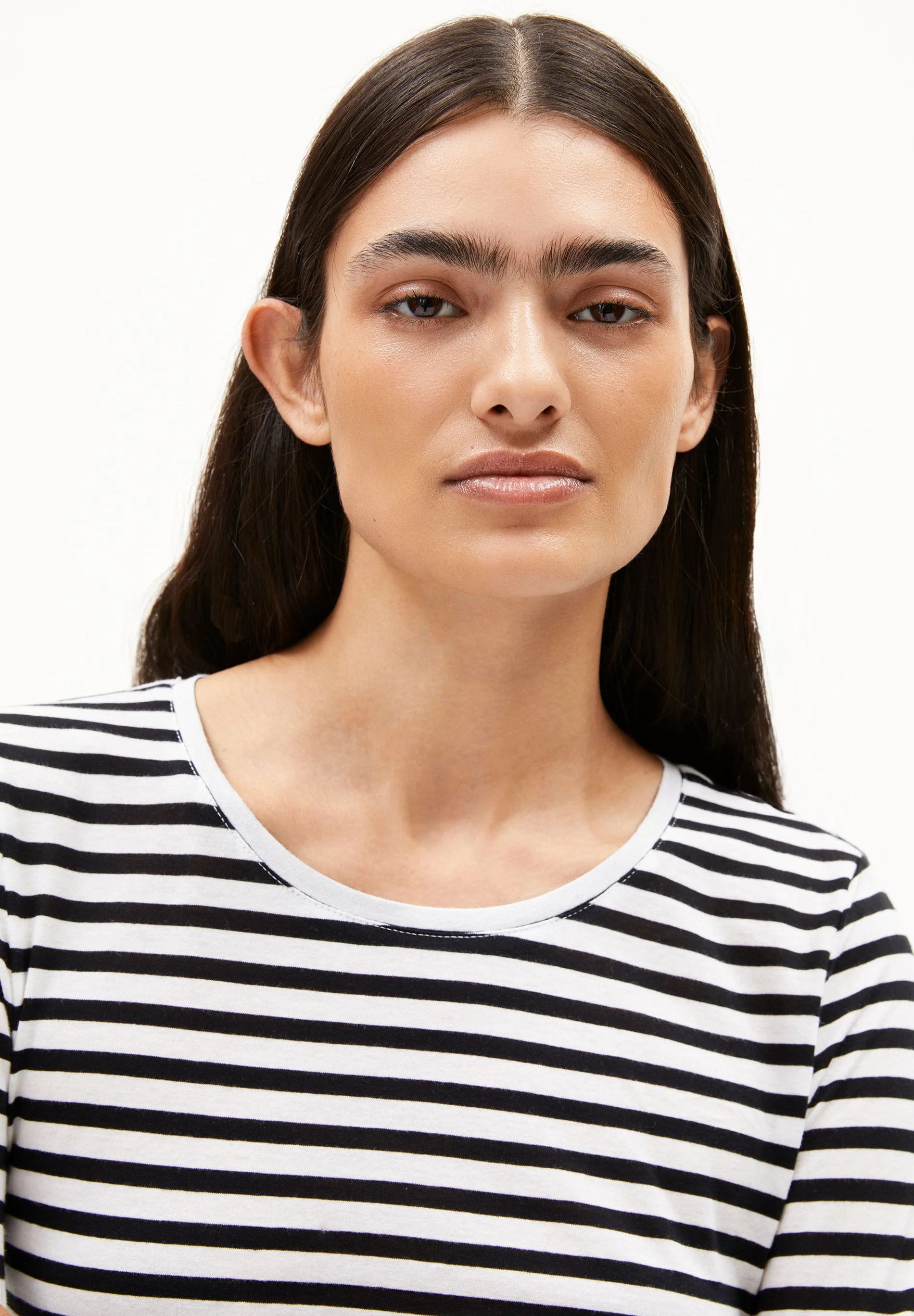 ARMEDANGELS - EINIAARA STRIPES SOFT GOTS Longsleeve white-black