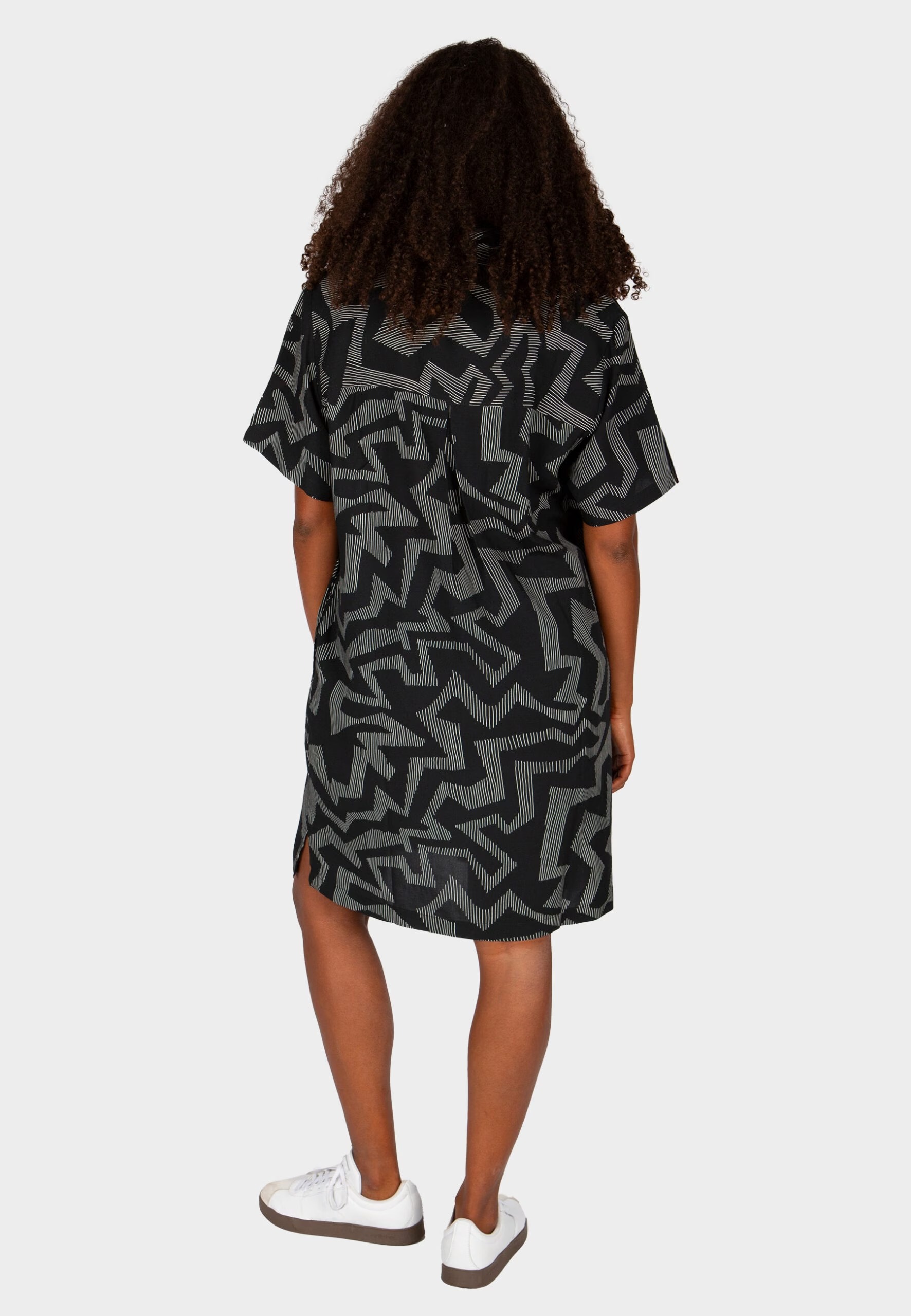 IRIE DAILY - LUCIE LONG DRESS Kleid black white