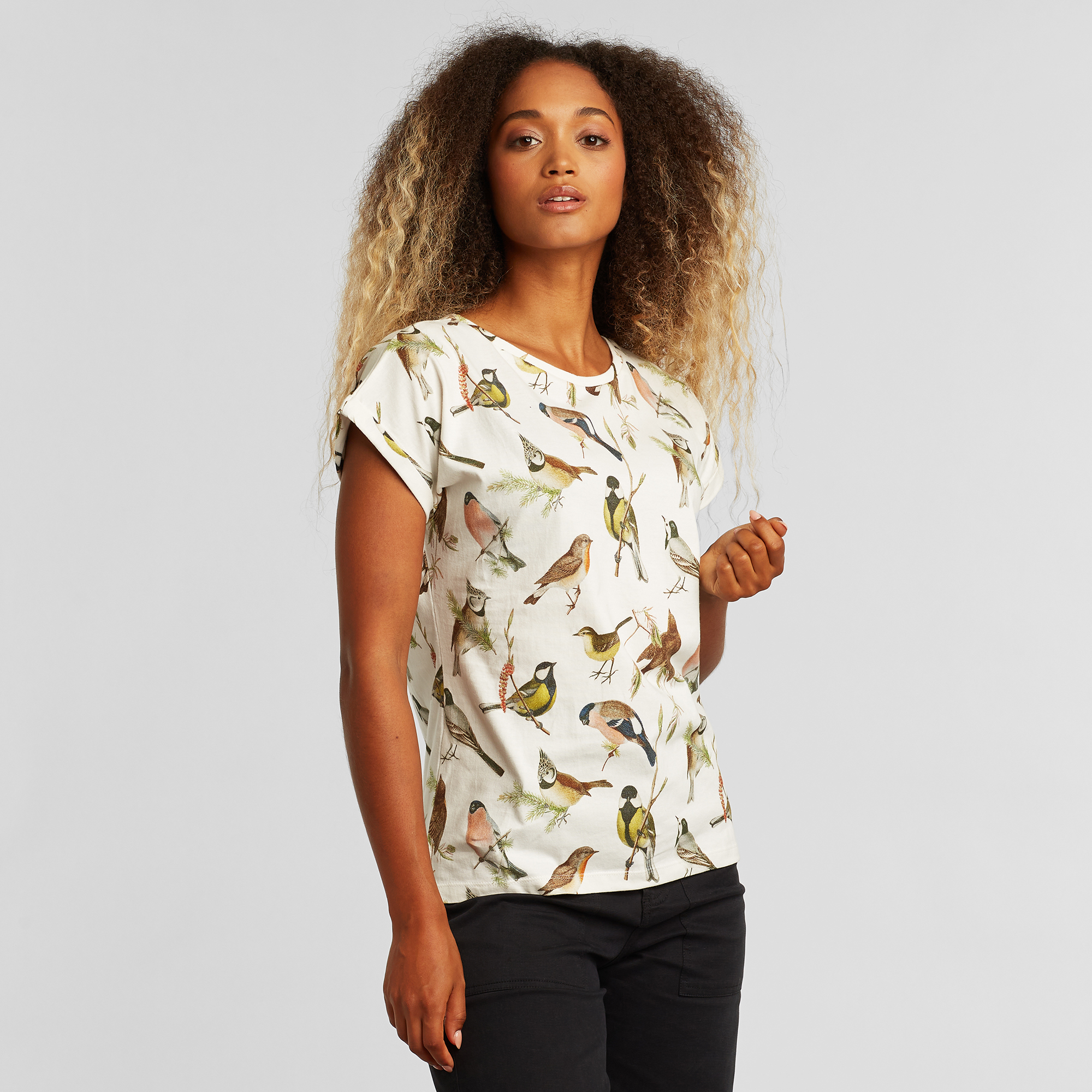 DEDICATED - AUTUM BIRDS VISBY T-Shirt off white whisper