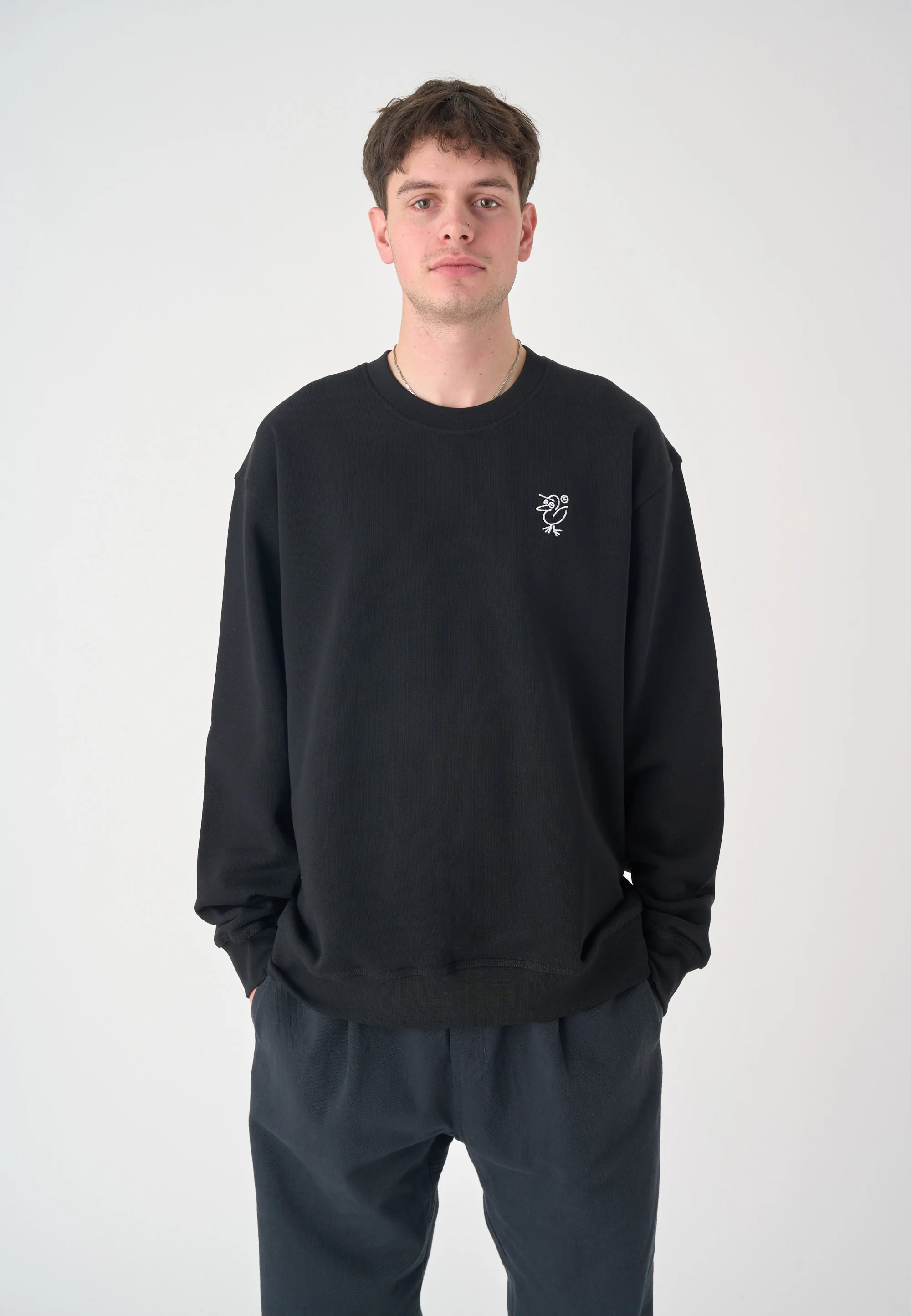 CLEPTOMANICX - SKETCH GULL BOXY CREWNECK Pullover black