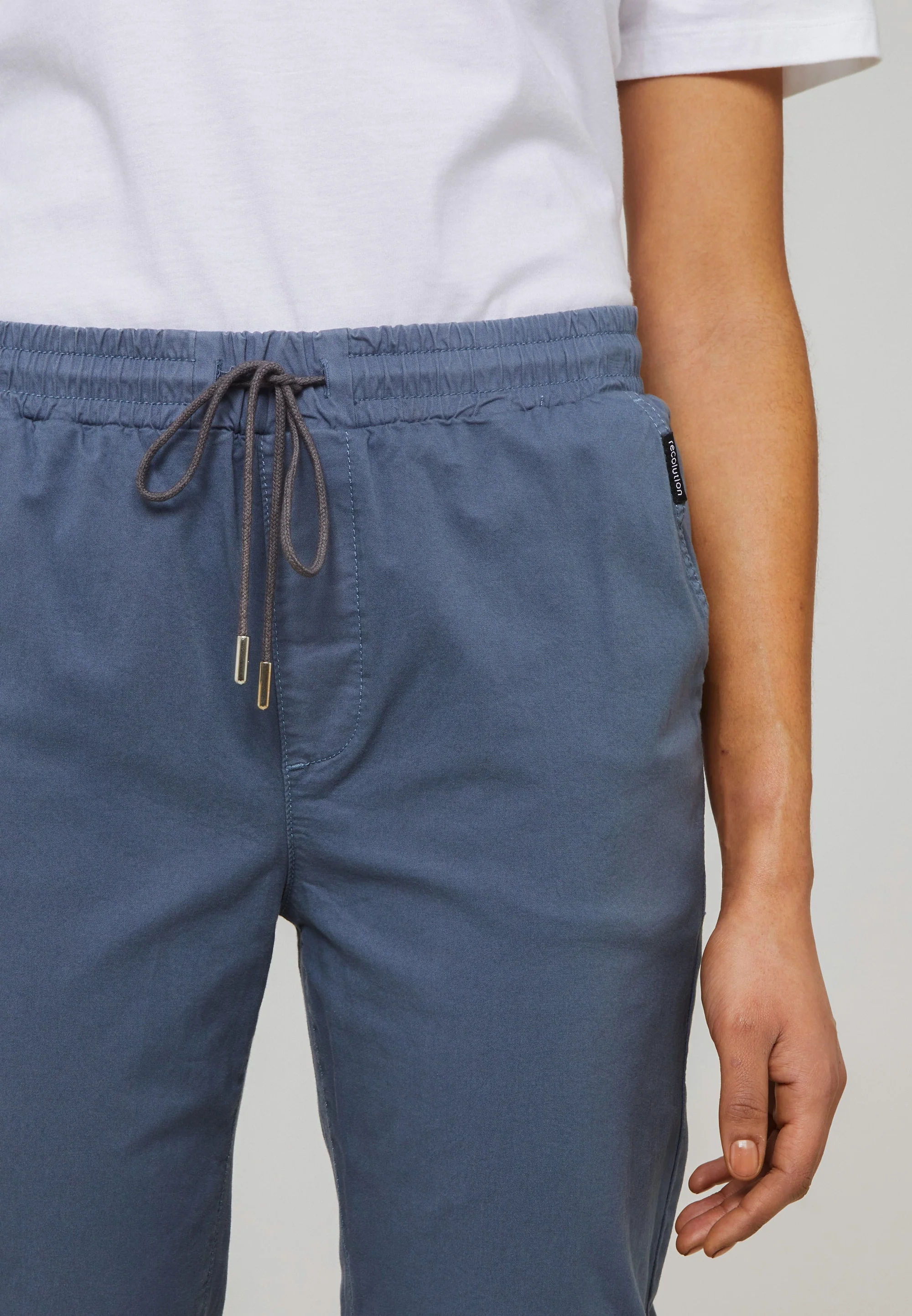 CALATHEA CHINO Hose - dove blue