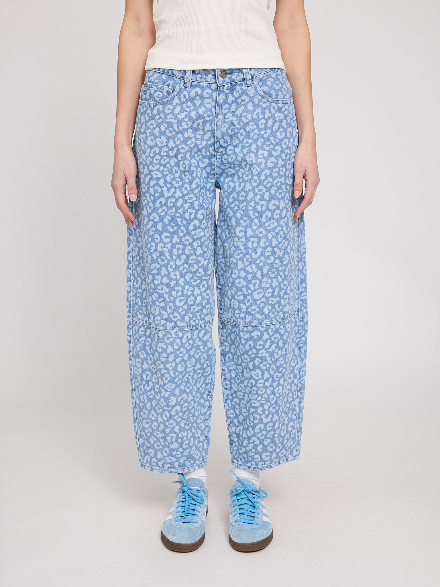 MAZINE - ALMA PRIMAZINE - ALMA PRINTED BARREL LEG DENIM GOTS Hose light blue washNTED BARREL LEG DENIM GOTS Hose light blue wash