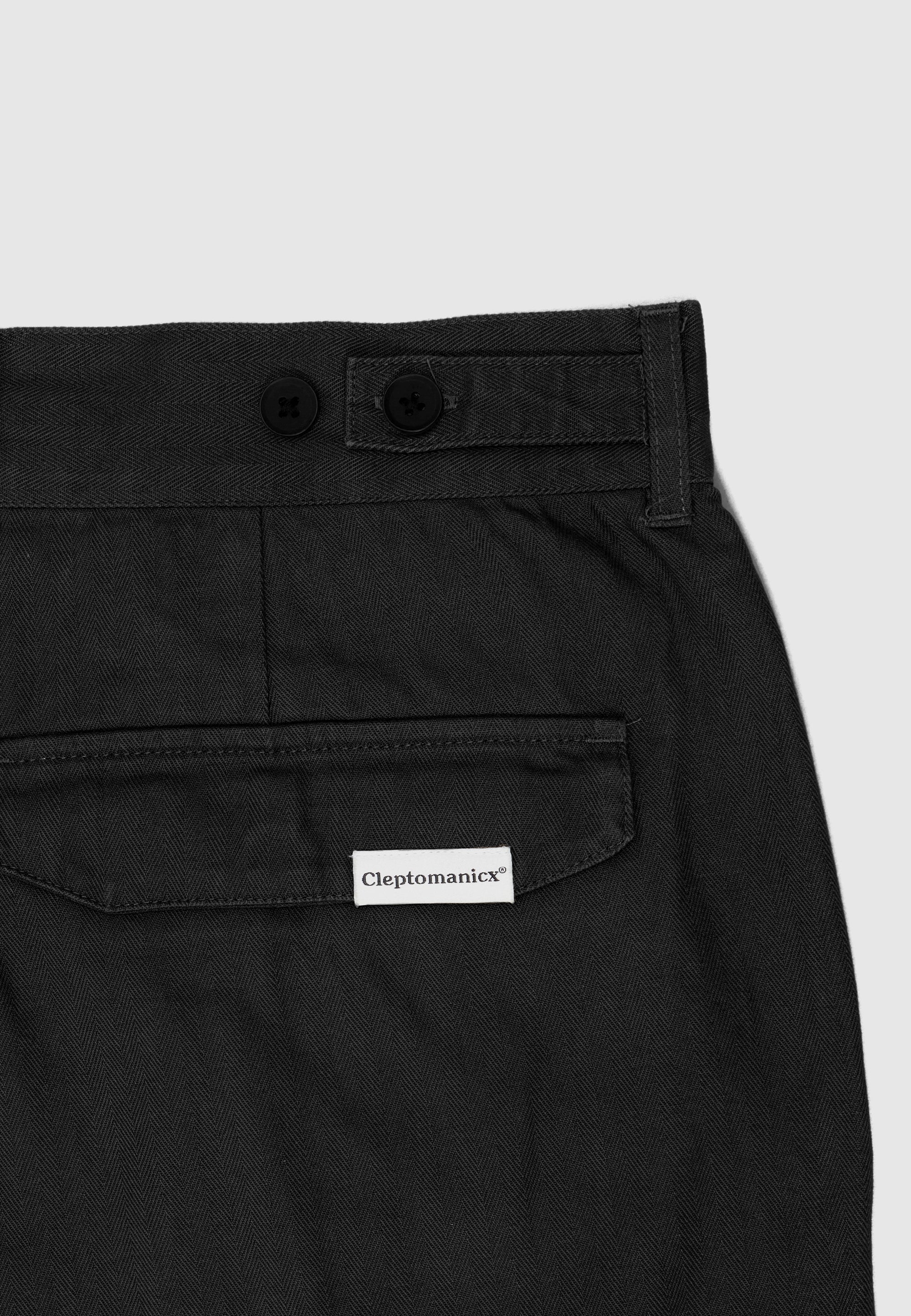 CLEPTOMANICX - GAMBINO SHORT Hose black
