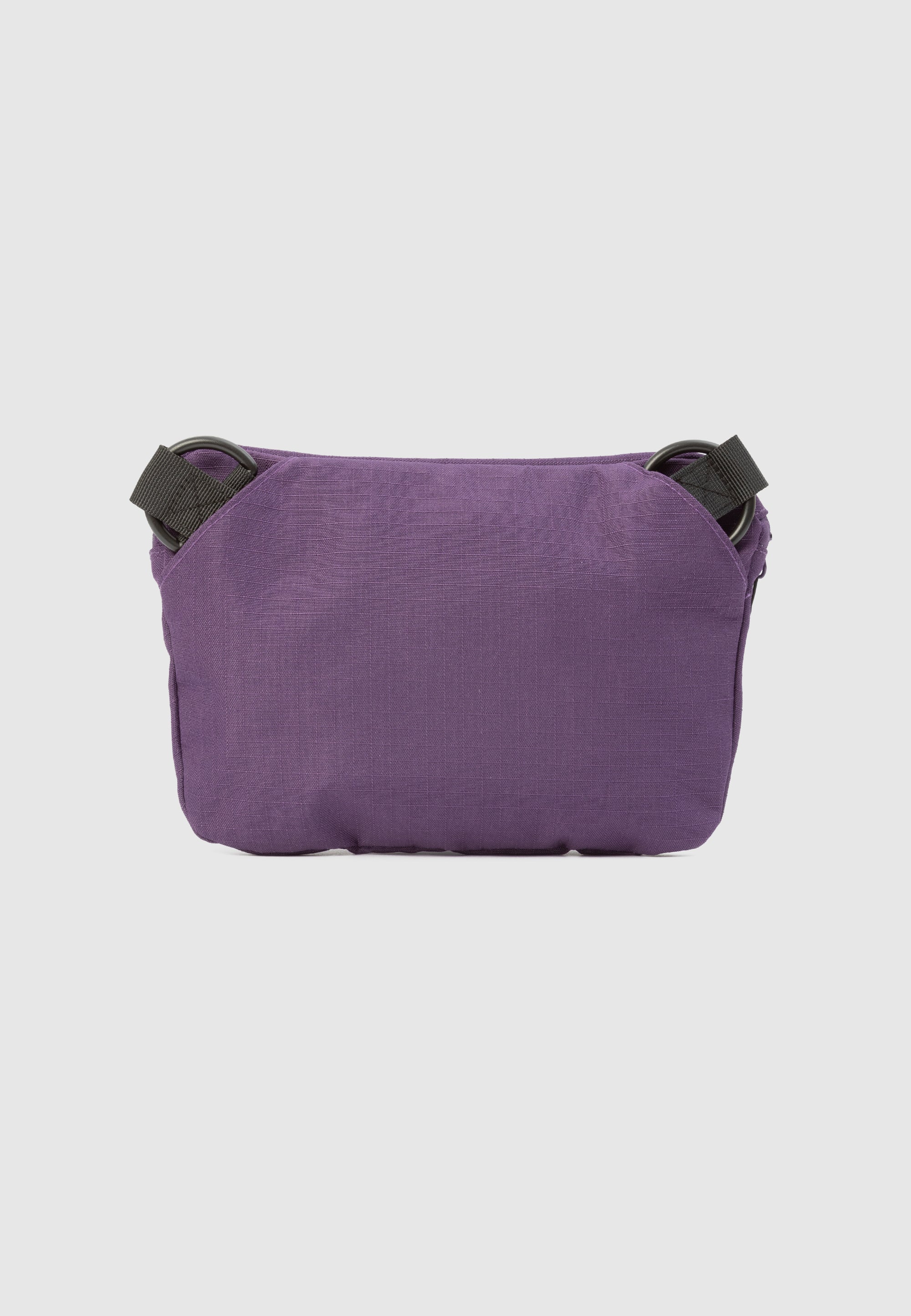 CLEPTOMANICX - TAP CLASSIC - Tasche  montana grape
