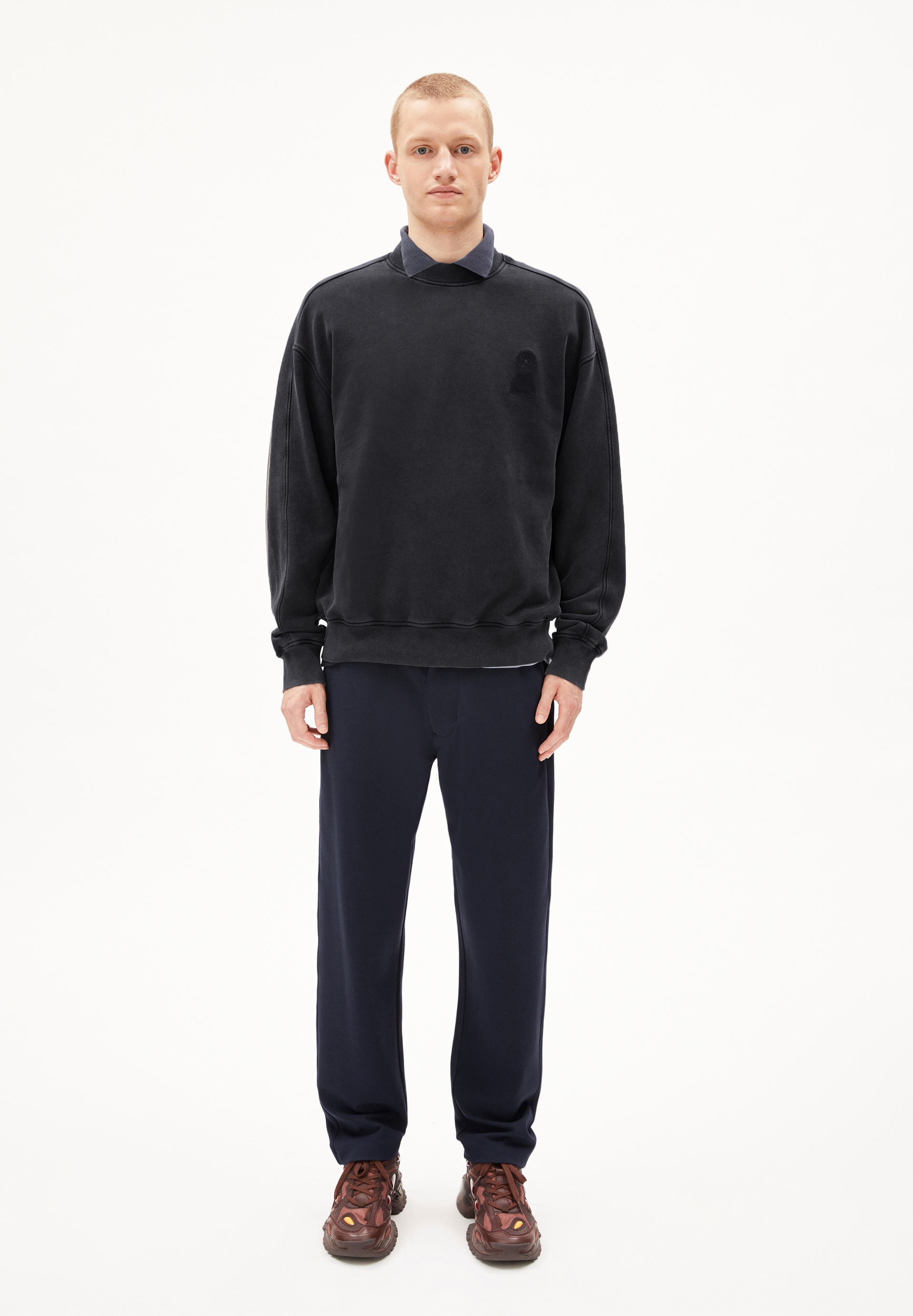 ARMEDANGELS - EMAAL GMT DYE Sweatshirt black washedARMEDANGELS - EMAAL GMT DYE Sweatshirt black washed