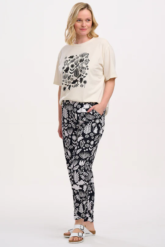 SUGARHILL BRIGHTON - DEBBS TROUSERS Ecovero Hose monochrome folk floral