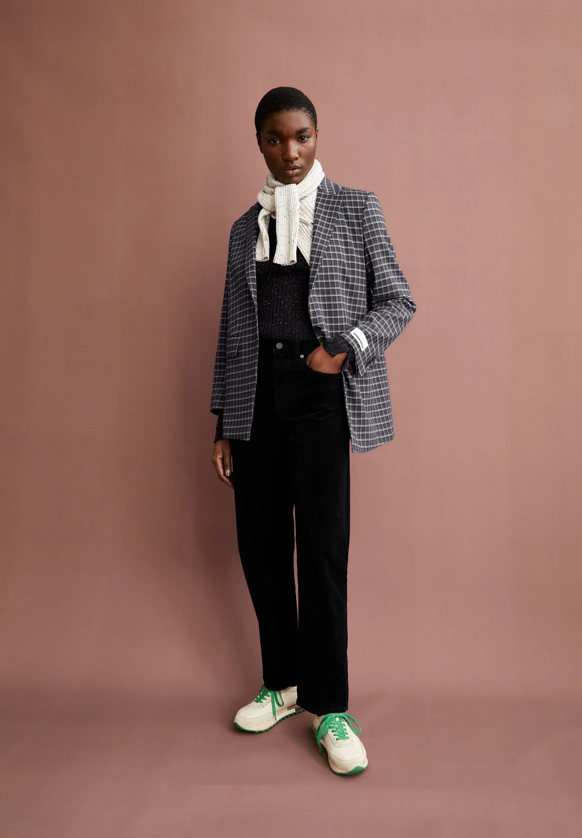 ARMEDANGELS - AAIKALA CORDUROY Cordhose black