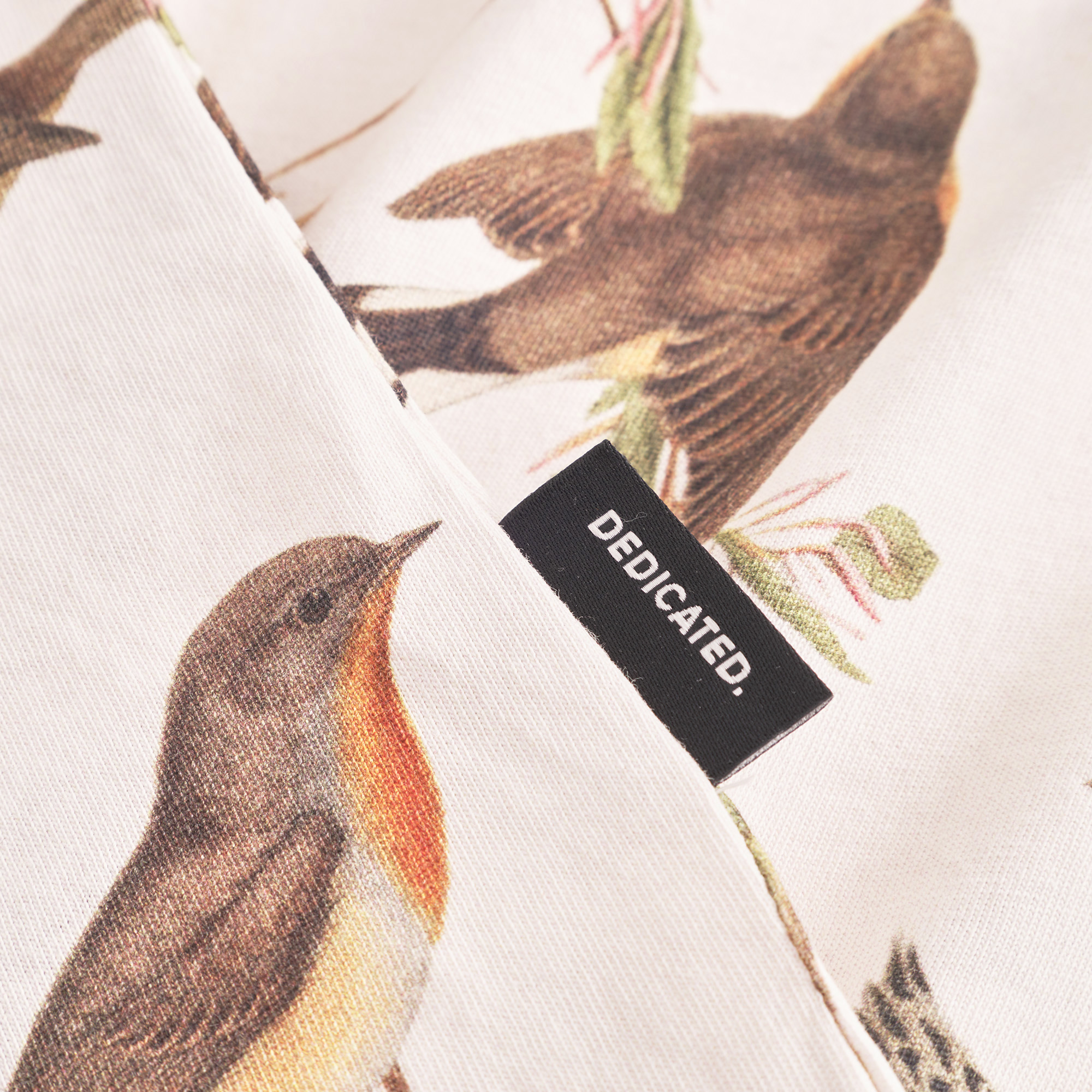 DEDICATED - AUTUM BIRDS VISBY T-Shirt off white whisper
