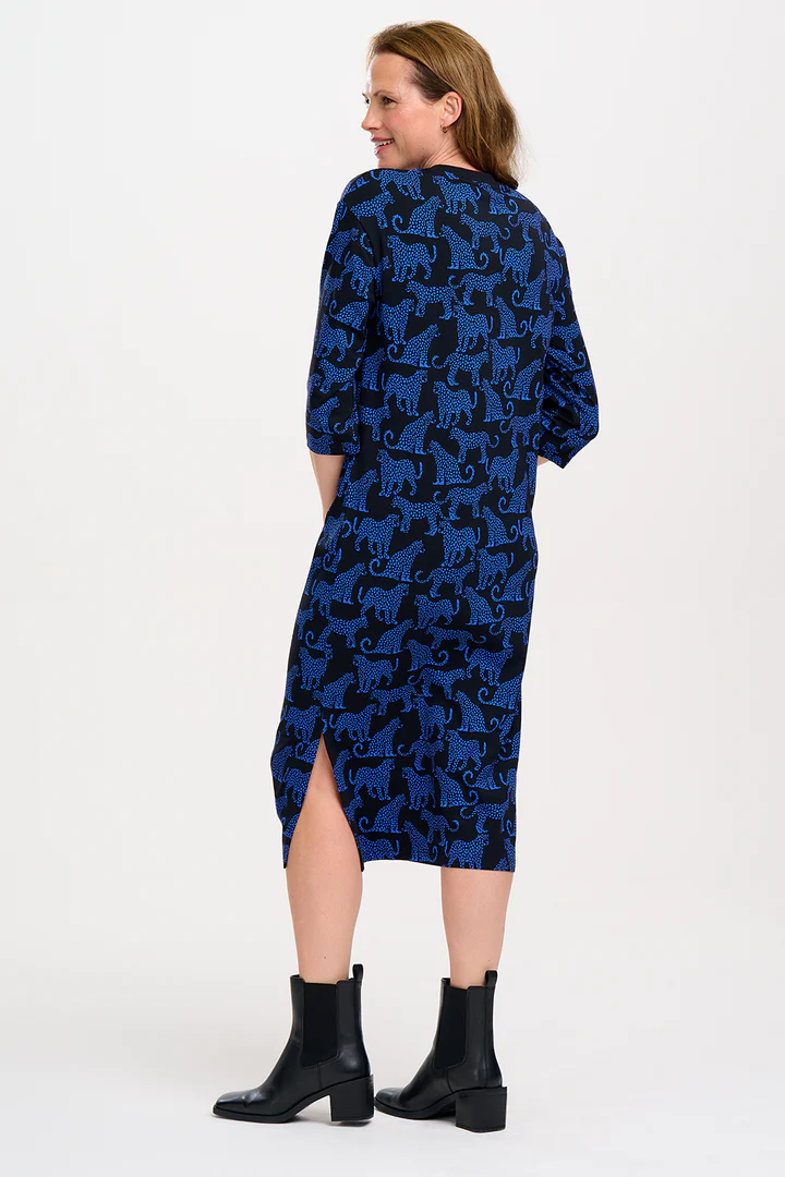SUGARHILL BRIGHTON - ASHANTI JERSEY MIDI SHIRT DRESS Kleid black blue leopard spots