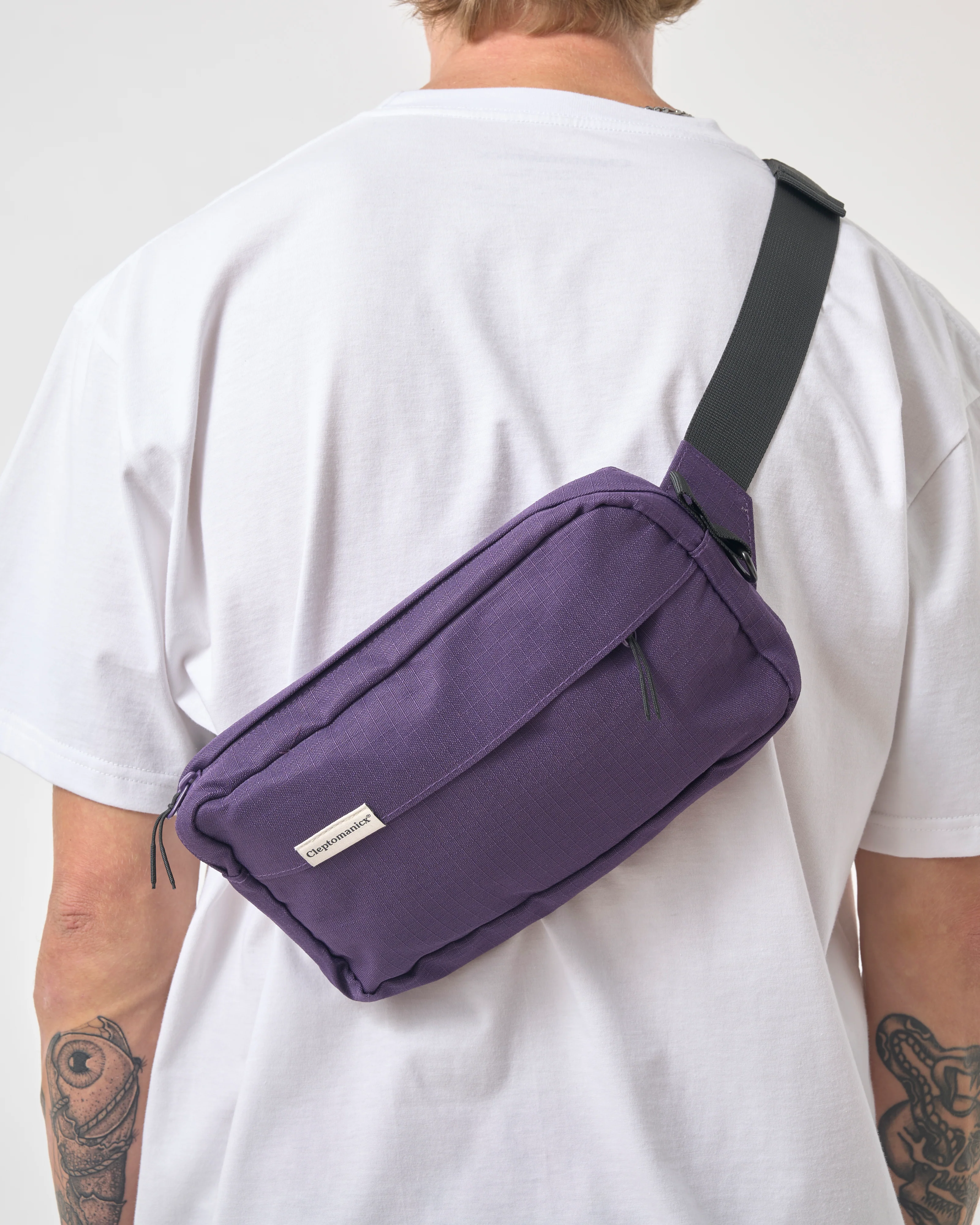 CLEPTOMANICX - HIPBAG TAP S 2 Tasche montana grape