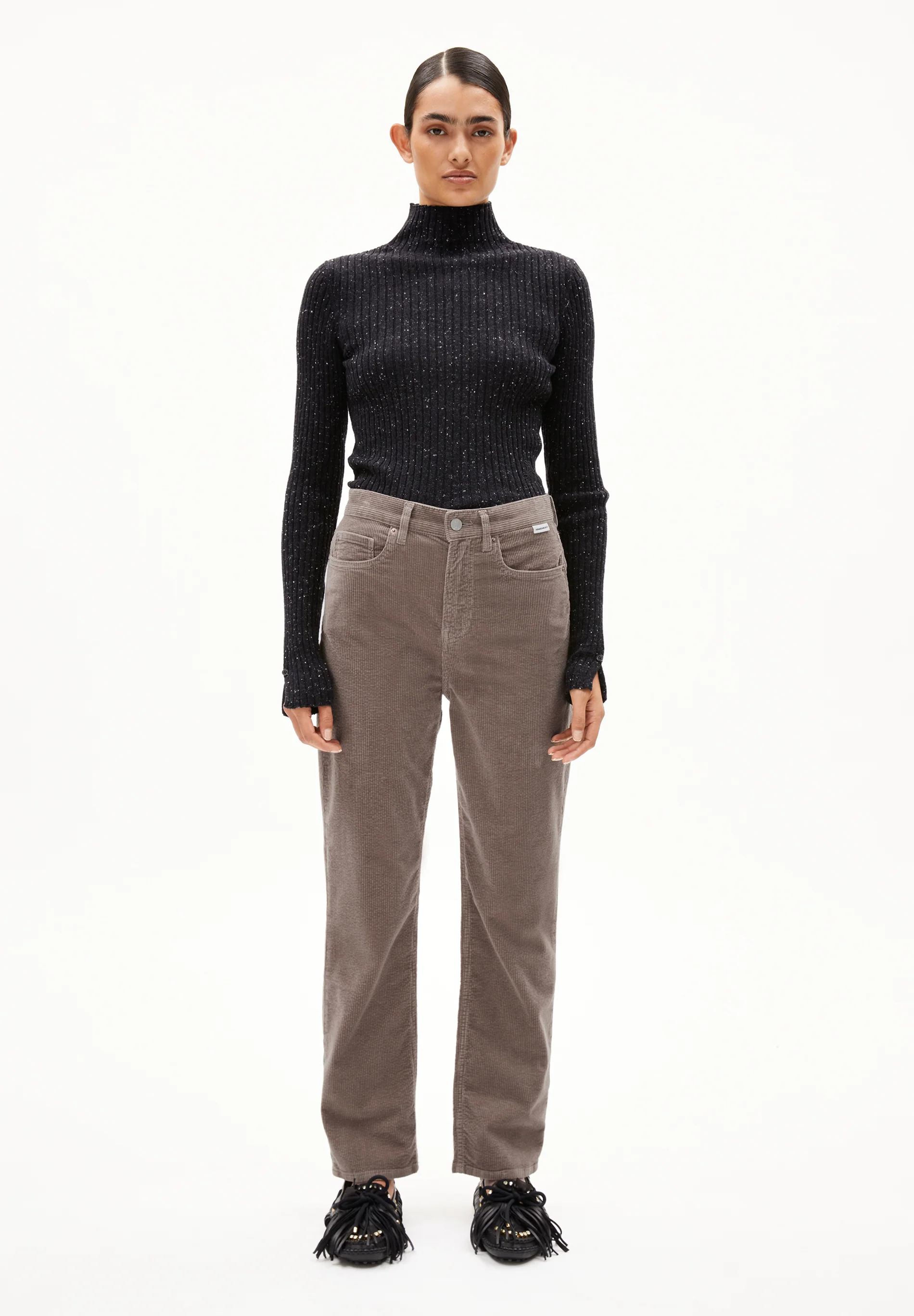 ARMEDANGELS - AAIKALA CORDUROY Cordhose walnut cream