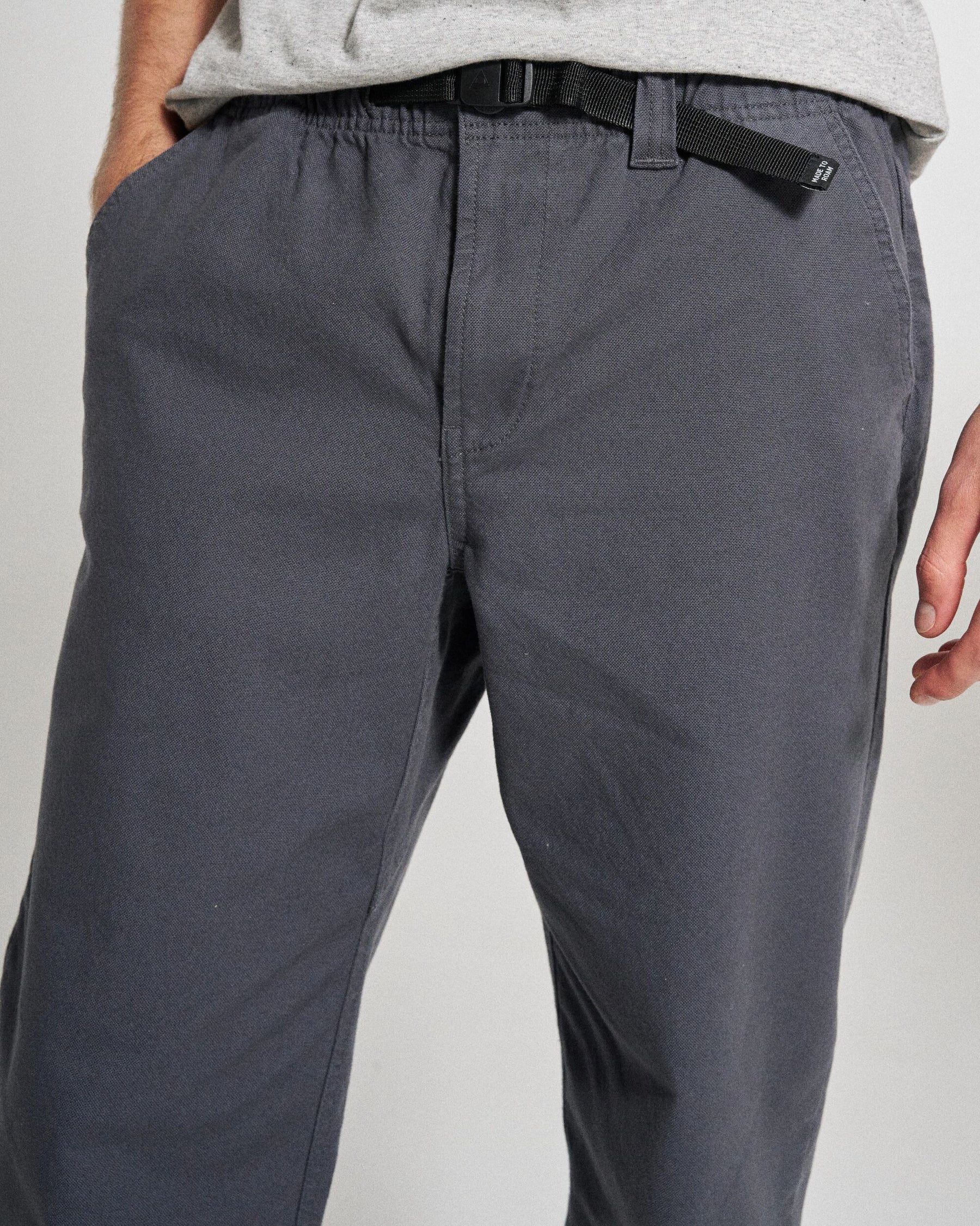 PASSENGER - ADVENTURER ORGANIC ANVAS TROUSERS Hose charcoal