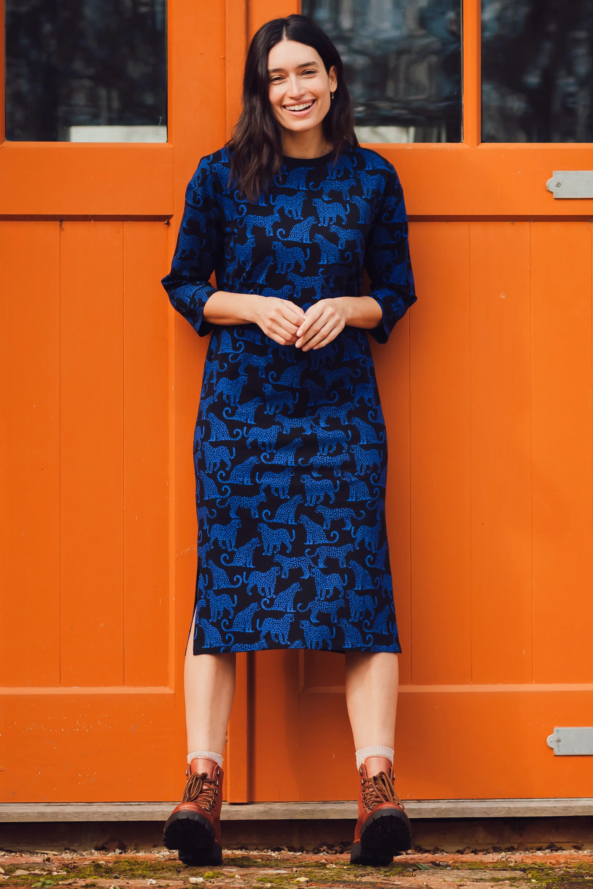 SUGARHILL BRIGHTON - ASHANTI JERSEY MIDI SHIRT DRESS Kleid black blue leopard spots