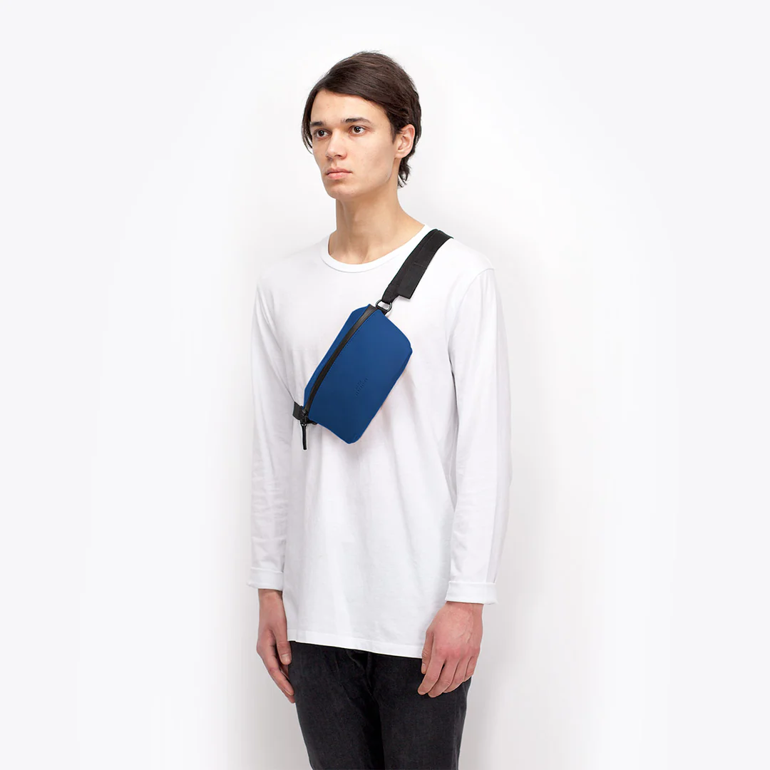 UCON ACROBATICS  - JONA MEDIUM LOTUS BAG -Tasche royal blueUCON ACROBATICS  - JONA MEDIUM LOTUS BAG -Tasche royal blue