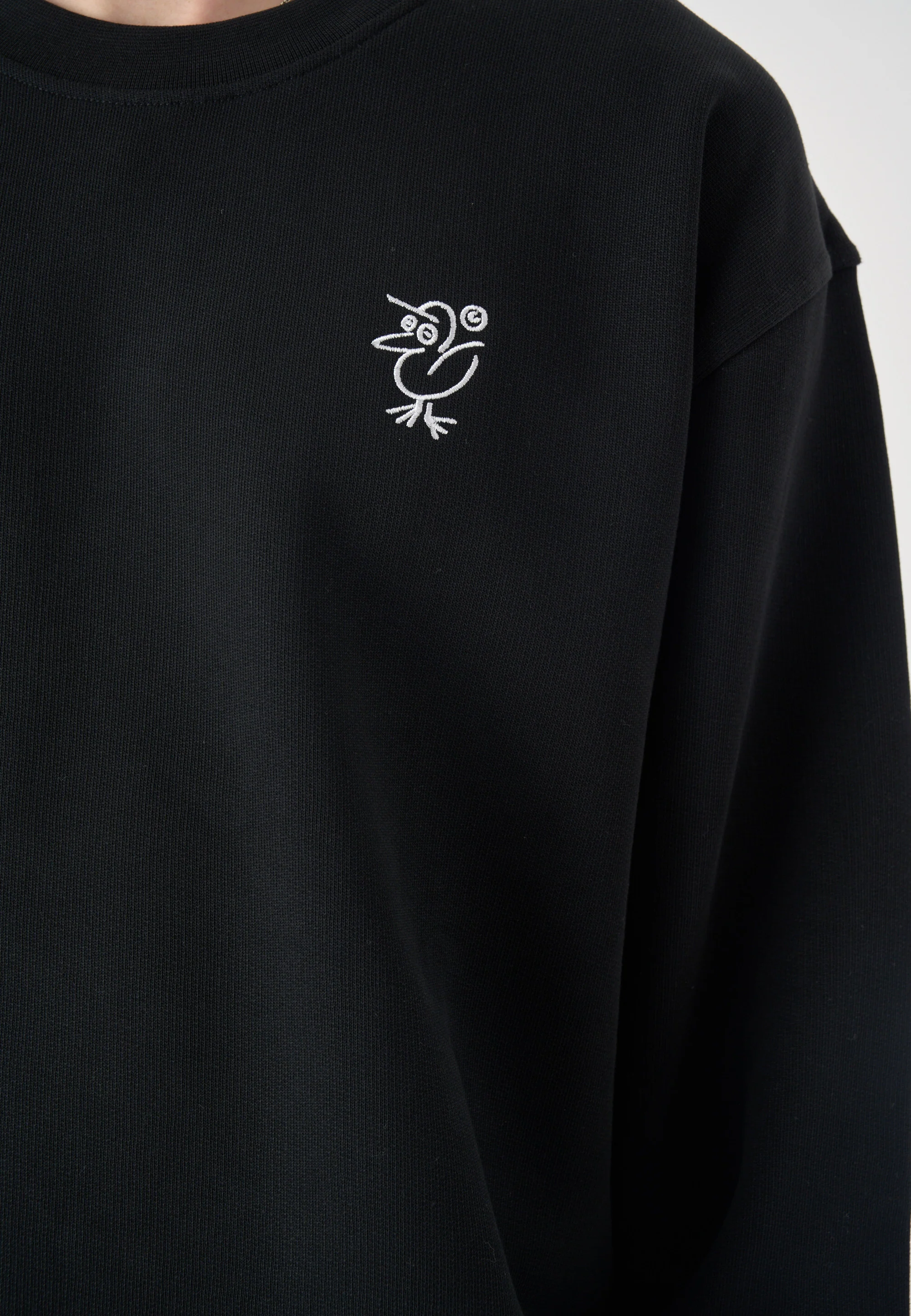 CLEPTOMANICX - SKETCH GULL BOXY CREWNECK Pullover black