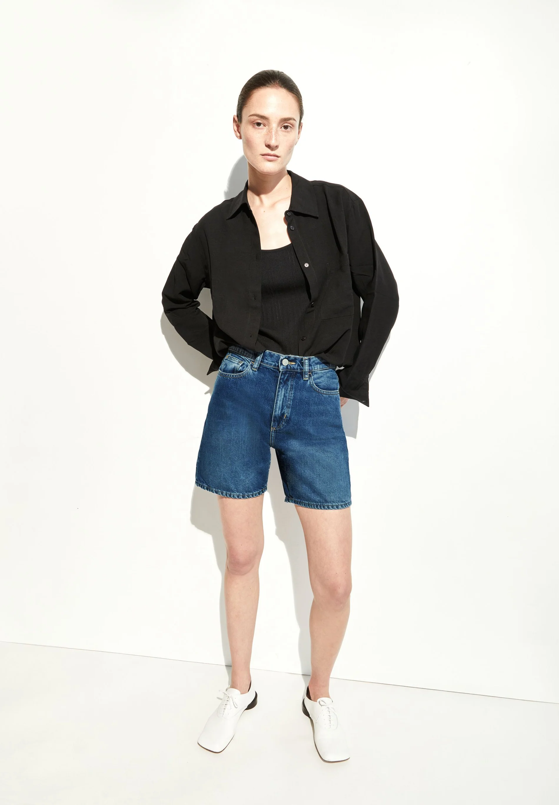 ARMEDANGELS - SHEAARI Jeansshort wavy blue
