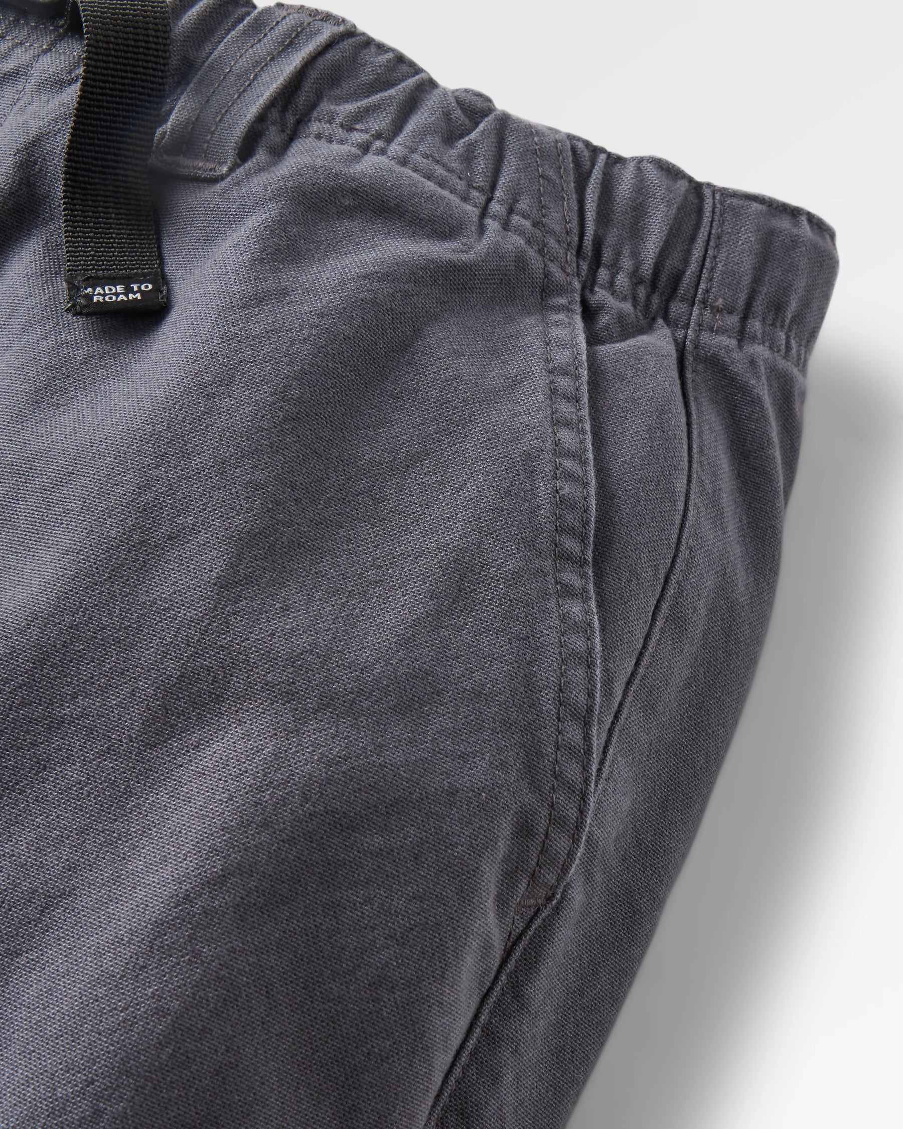 ADVENTURER ORGANIC ANVAS TROUSERS Hose charcoal