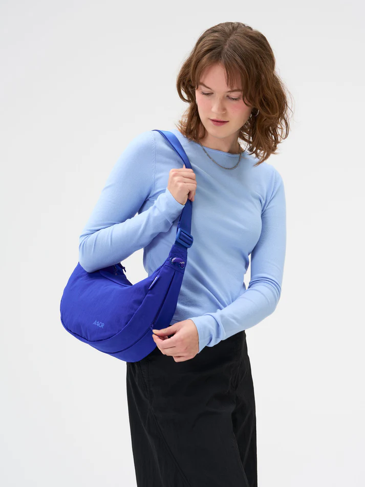 SLING BAG Tasche - electric blue