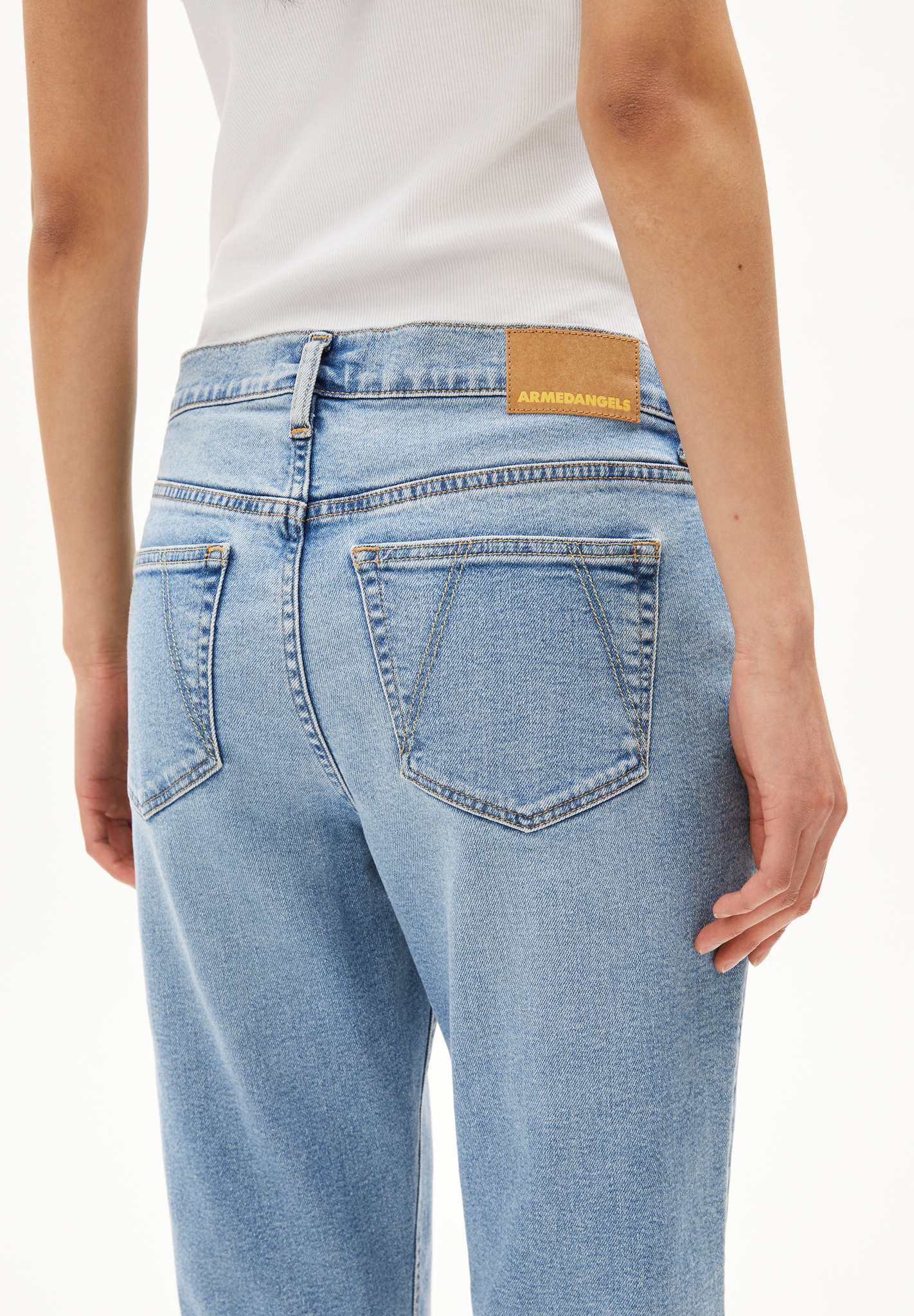 ARMEDANGELS - CAYAA TARPA Boyfried Jeans clear