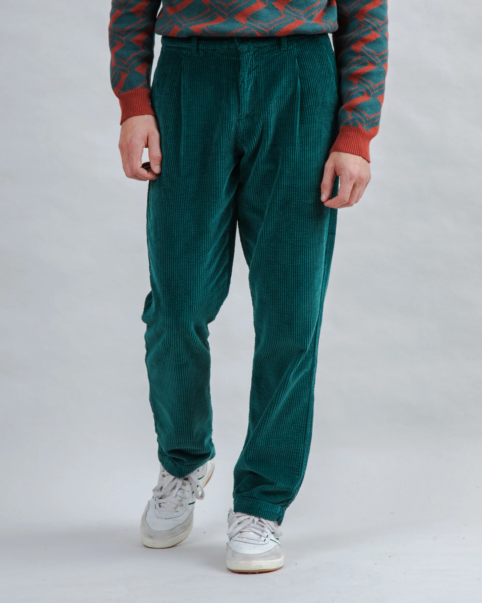 BRAVA  FABRICS - FRIDO CORDUROY Kord Hose green