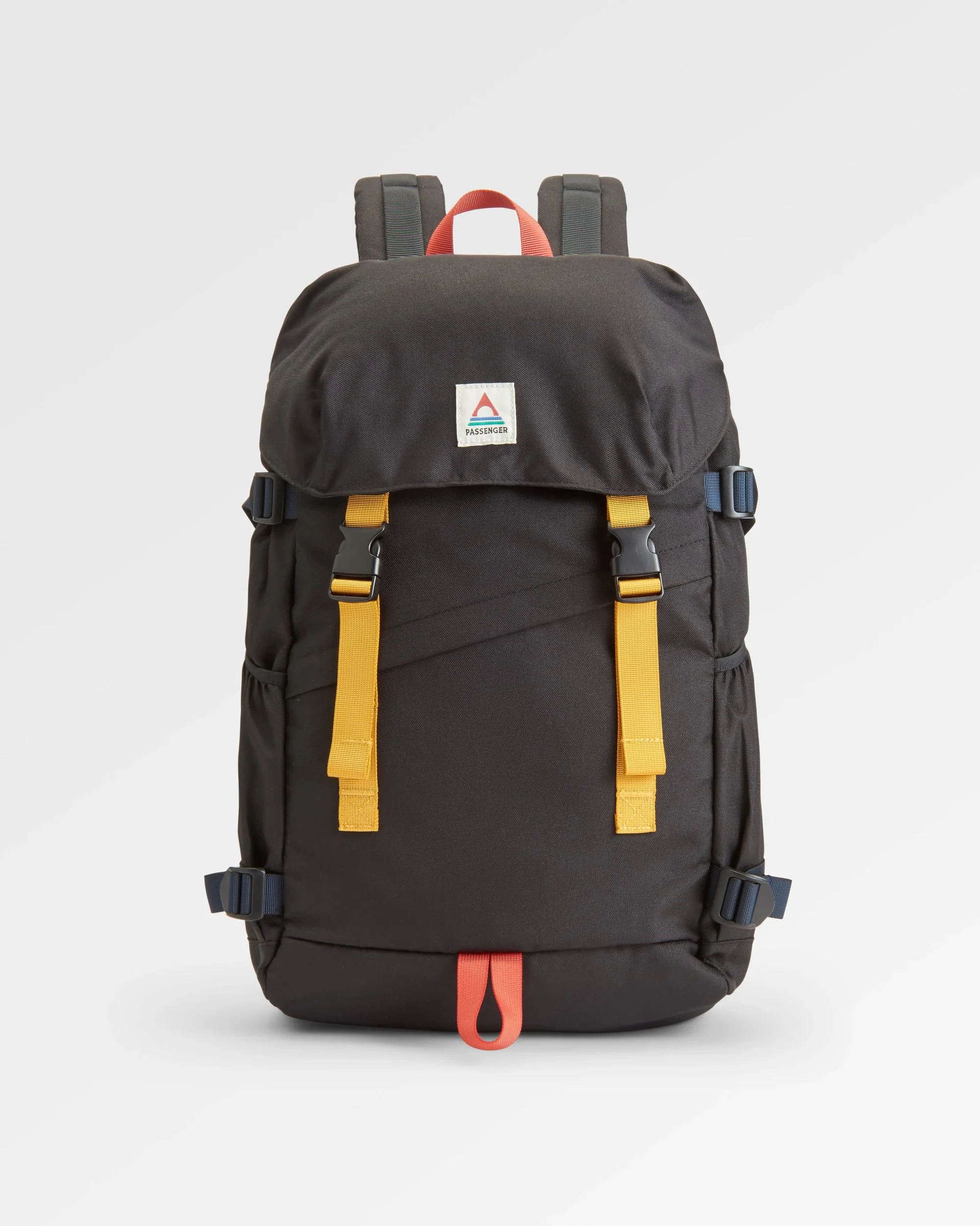 PASSENGER - BOONDOCKER Recycelter 26L Rucksack - black