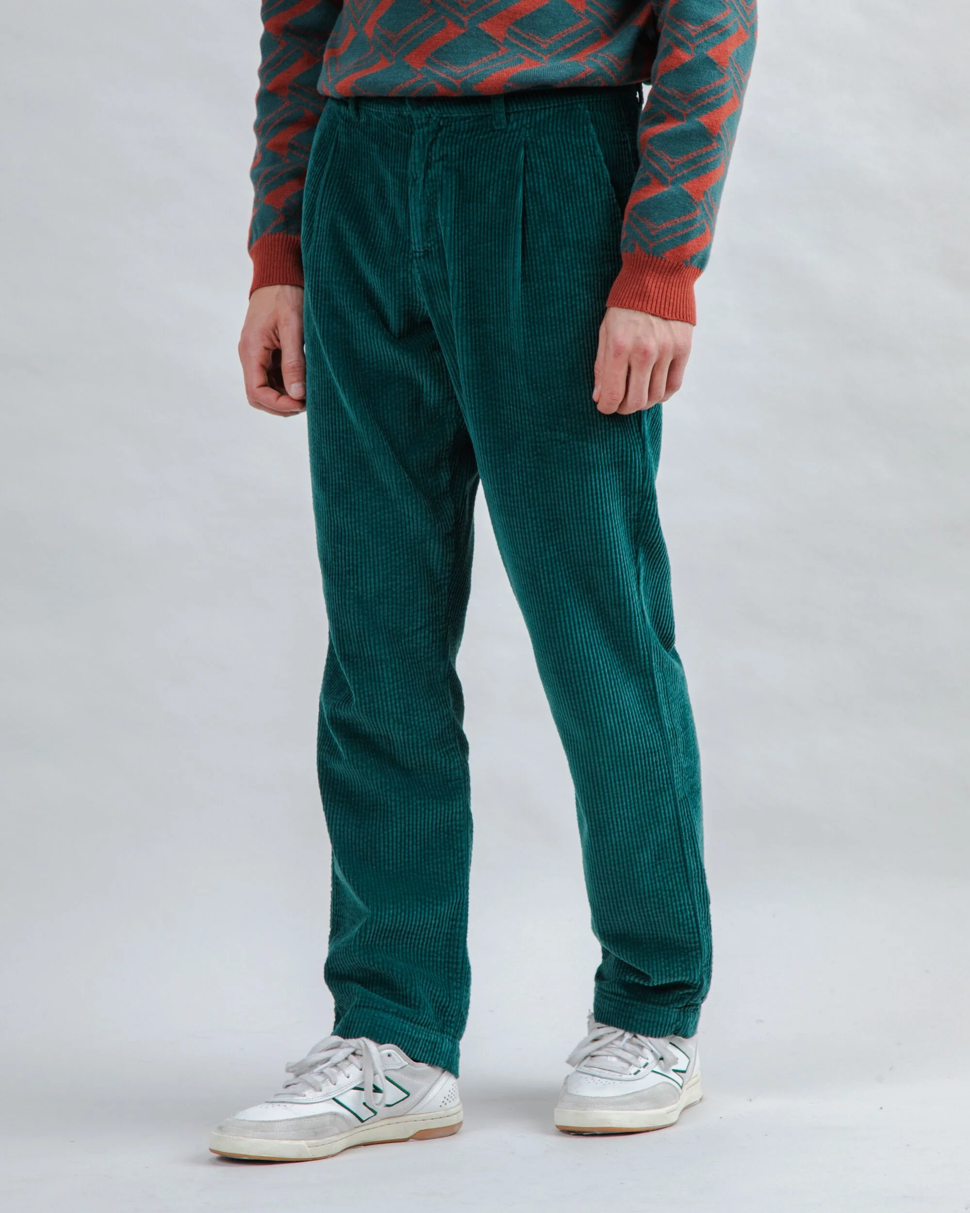 BRAVA  FABRICS - FRIDO CORDUROY Kord Hose green